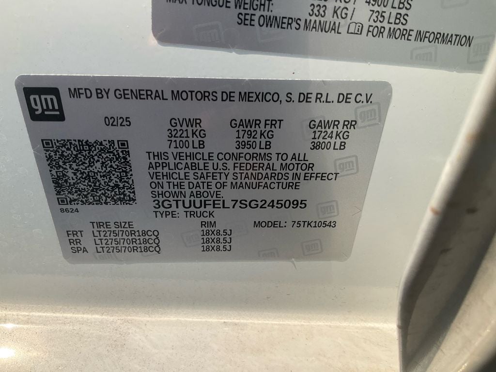 2025 GMC Sierra 1500 AT4X