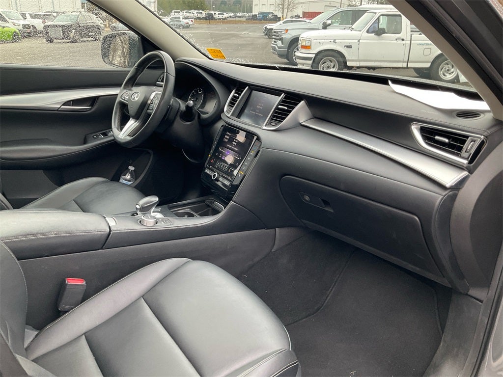 2021 INFINITI QX50 LUXE