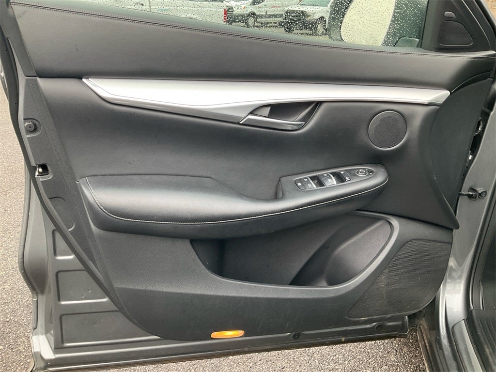 2021 INFINITI QX50 LUXE