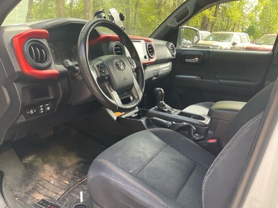 2017 Toyota Tacoma TRD Sport V6