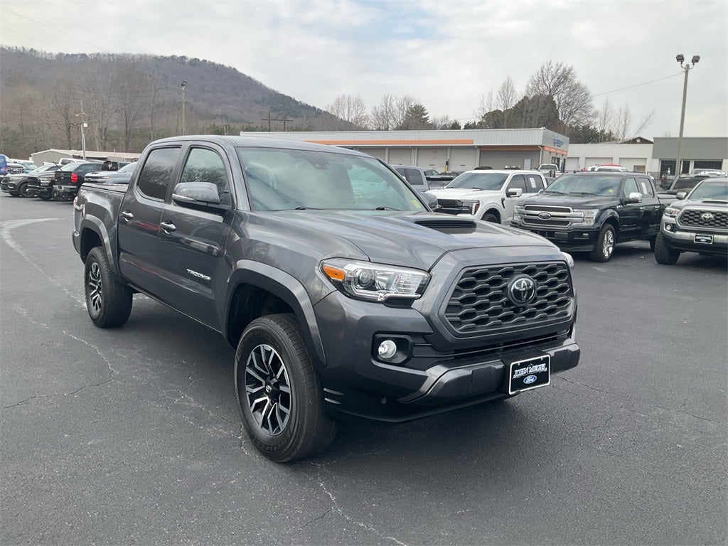 2023 Toyota Tacoma TRD Sport V6