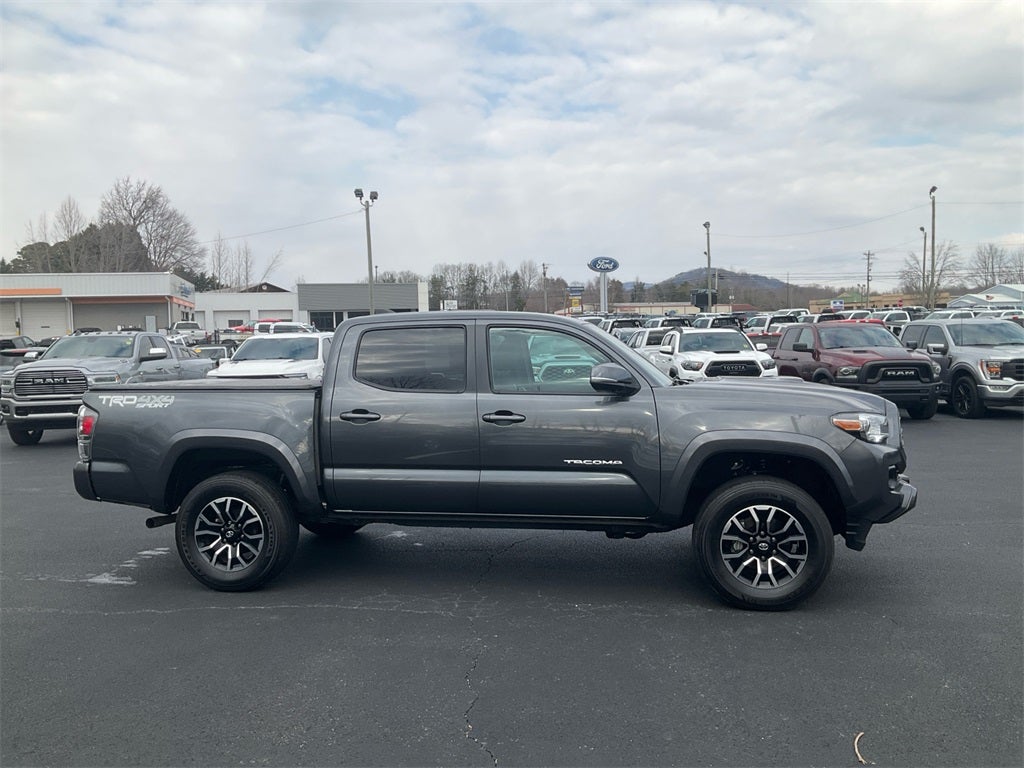 2023 Toyota Tacoma TRD Sport V6