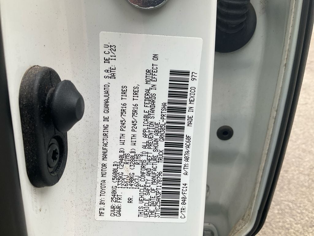 2023 Toyota Tacoma SR V6