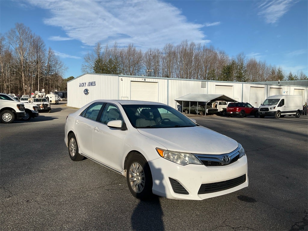 2013 Toyota Camry LE