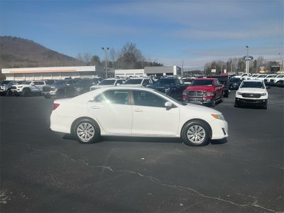 2013 Toyota Camry LE