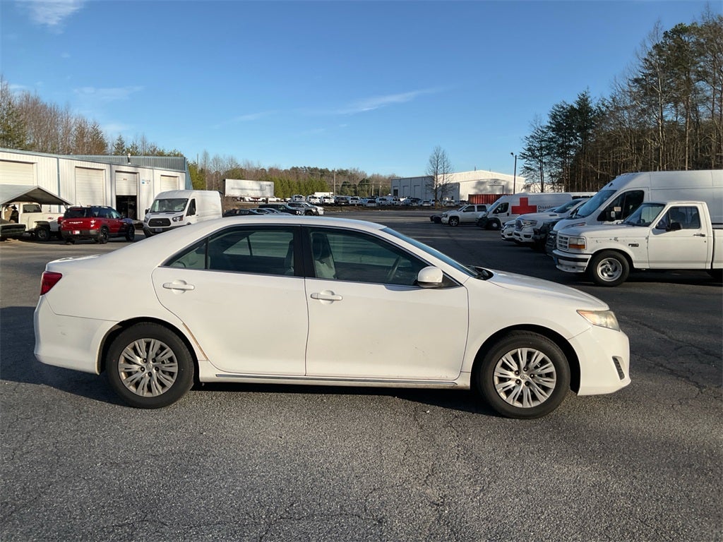 2013 Toyota Camry LE