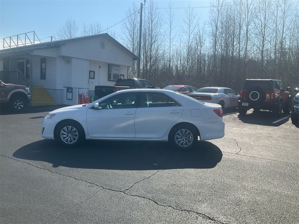 2013 Toyota Camry LE