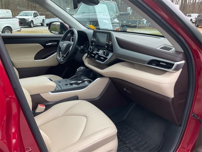 2021 Toyota Highlander XLE