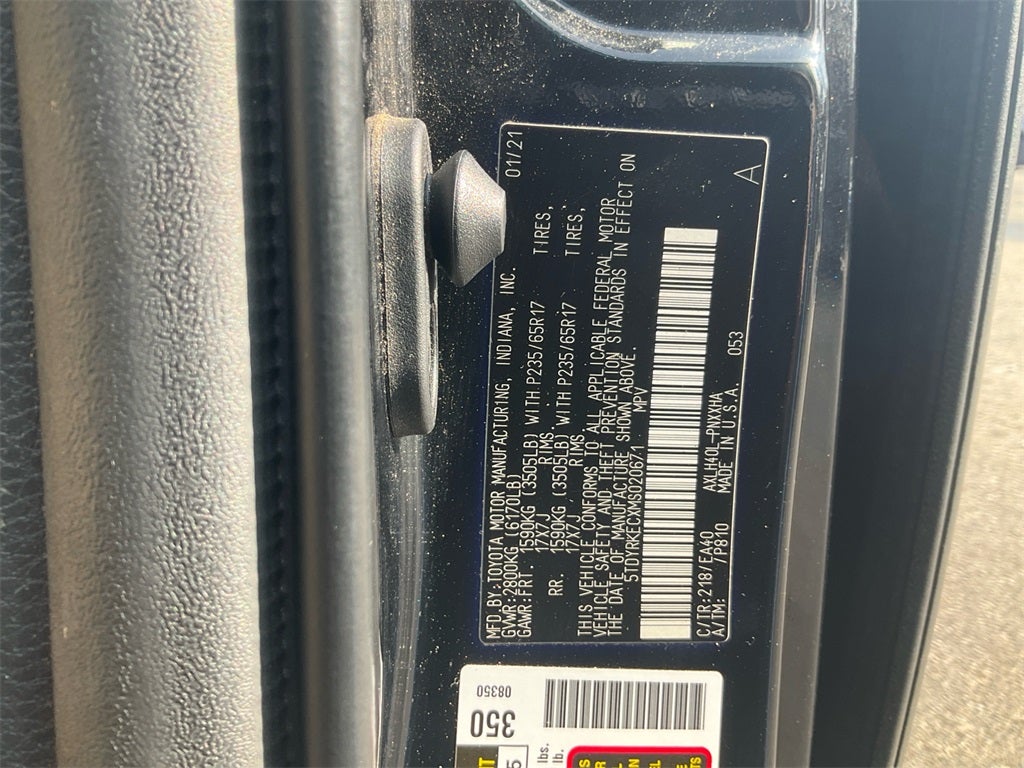 2021 Toyota Sienna XLE 8 Passenger