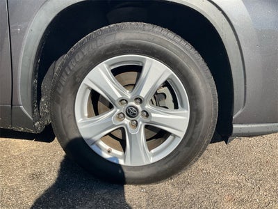 2021 Toyota Highlander LE