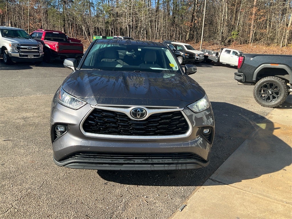 2021 Toyota Highlander LE