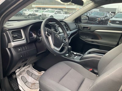 2018 Toyota Highlander LE