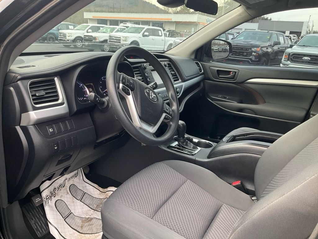 2018 Toyota Highlander LE