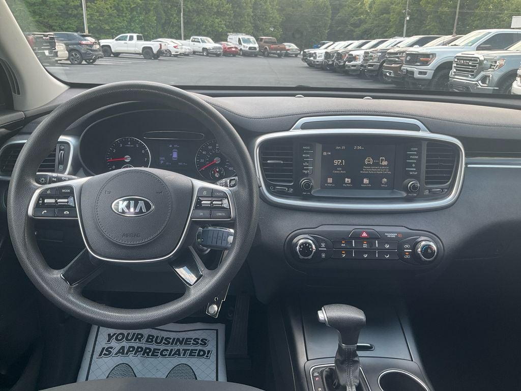 2020 Kia Sorento LX