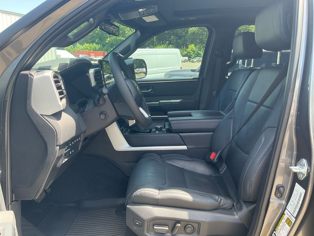 2025 Toyota Sequoia Platinum