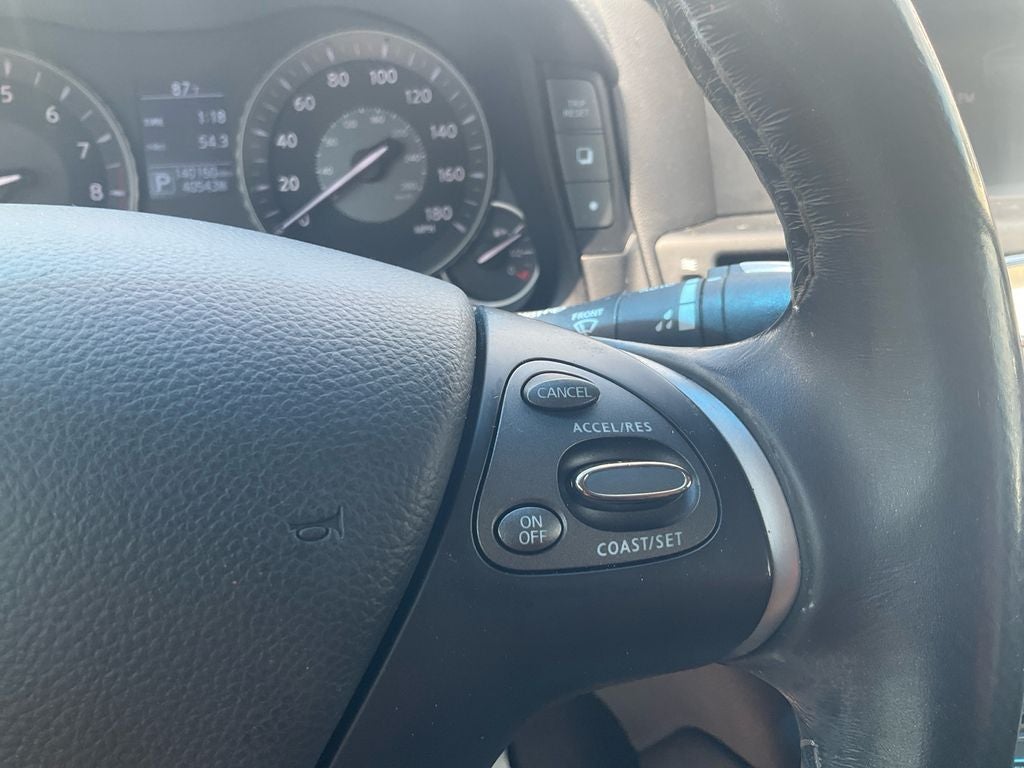 2016 INFINITI Q70L 3.7