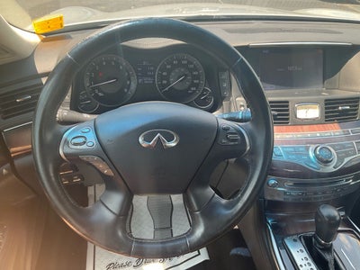 2016 INFINITI Q70L 3.7