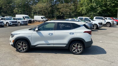 2022 Kia Seltos SX