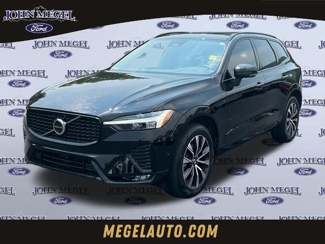 2024 Volvo XC60 B5 Plus Dark Theme