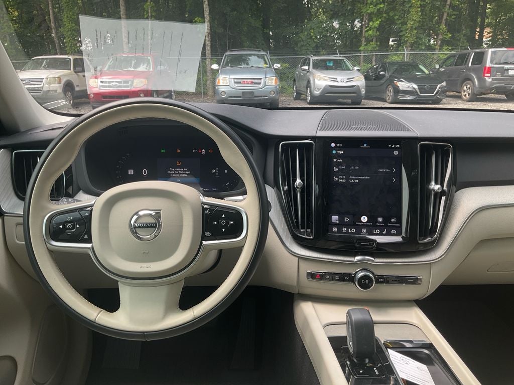 2024 Volvo XC60 B5 Plus Dark Theme