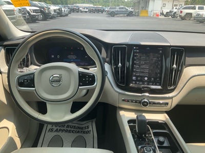 2024 Volvo XC60 B5 Plus Dark Theme