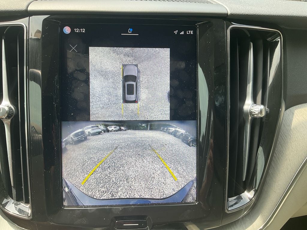 2024 Volvo XC60 B5 Plus Dark Theme