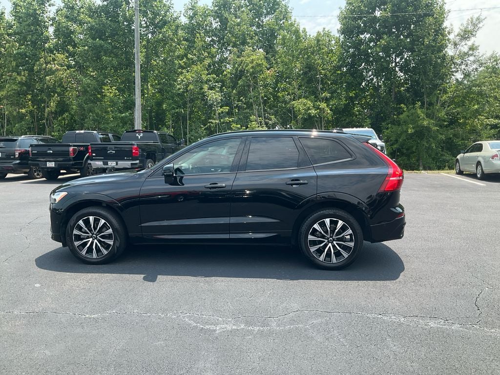 2024 Volvo XC60 B5 Plus Dark Theme