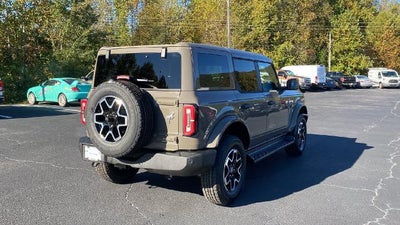 2026 Ford Bronco Outer Banks®
