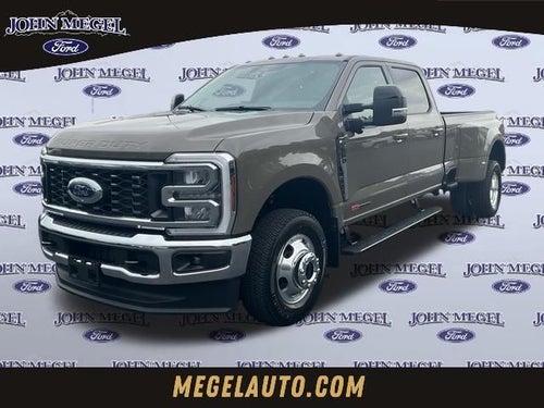 2026 Ford Super Duty F-350® Lariat®