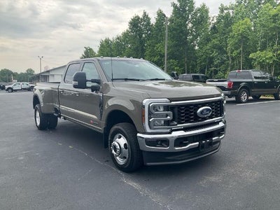 2026 Ford Super Duty F-350® Lariat®
